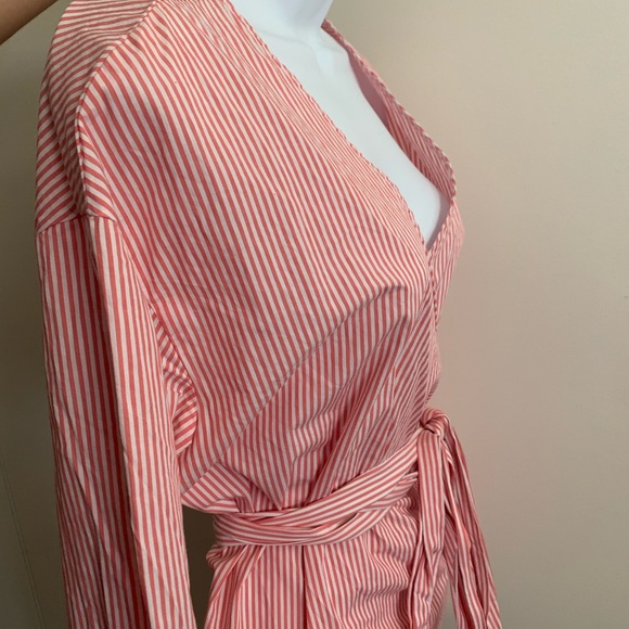 Wrap around blouse - Picture 3 of 6